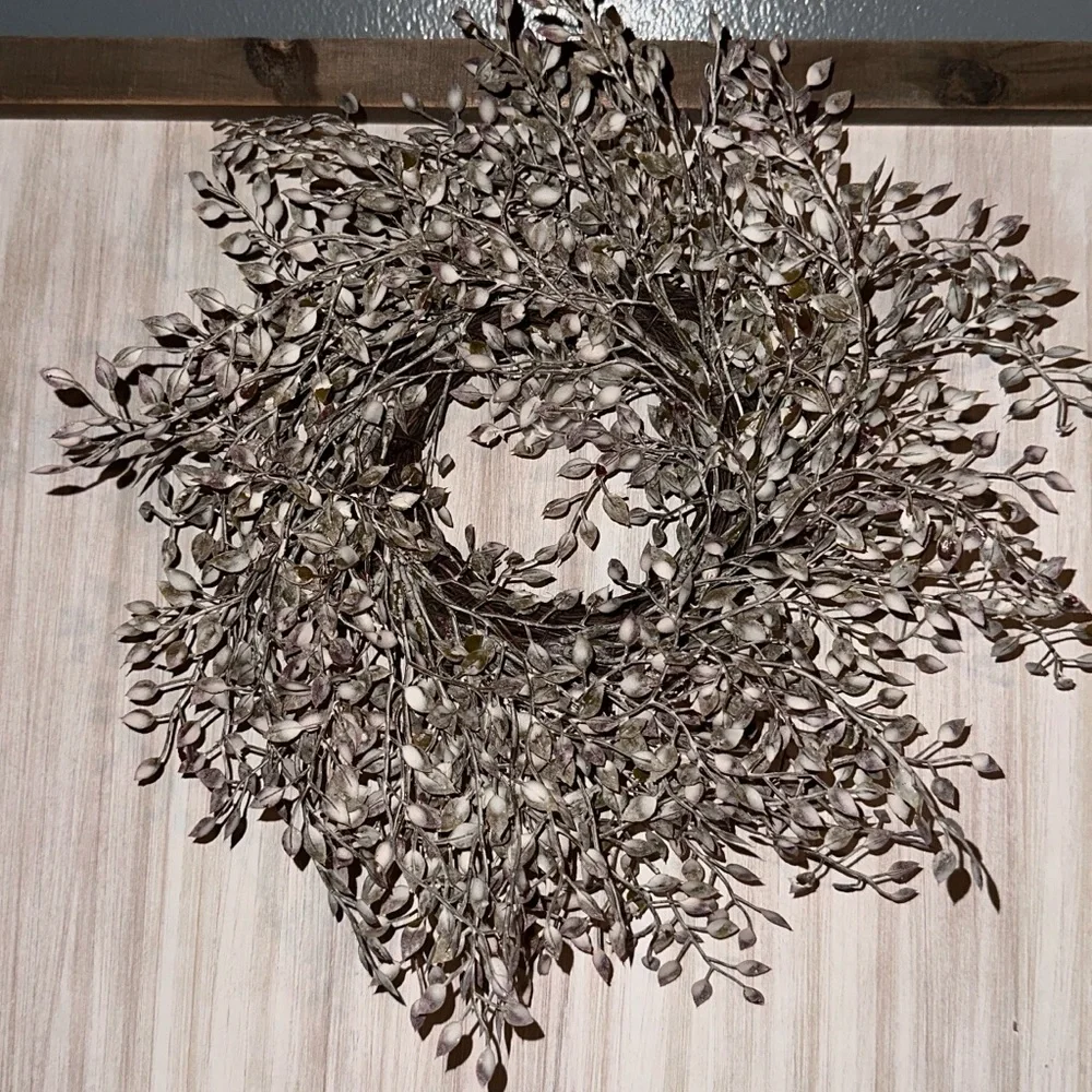 Neutral Faux Leaf Wreath - Decorative Home Accent